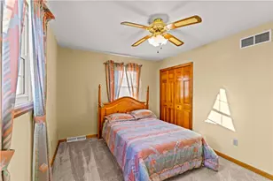 1101 Grouse Run Rd, Bethel Park, PA 15102 - Photo 24