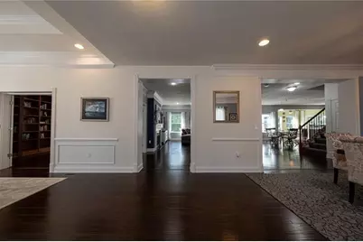 438 White Pine Ln, Economy, PA 15005 - Photo 2