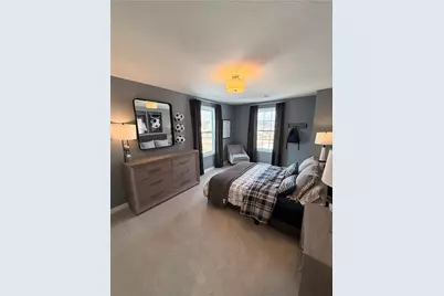 137 Victoria Dr, Moon/Crescent Twp, PA 15108 - Photo 2