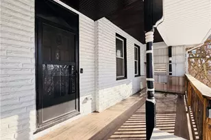 5473 Kincaid St, Pittsburgh, PA 15206 - Photo 2