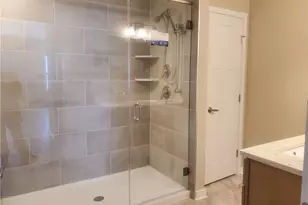 298 Olivia Dr, Pittsburgh, PA 15068 - Photo 6