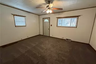 820 Main St, Springdale Township, PA 15049 - Photo 6