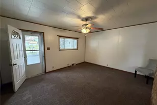 820 Main St, Springdale Township, PA 15049 - Photo 8