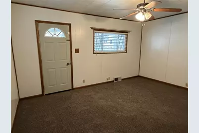 820 Main St, Springdale Township, PA 15049 - Photo 12