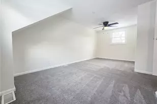 524 MacFarlane Dr, Pittsburgh, PA 15235 - Photo 14