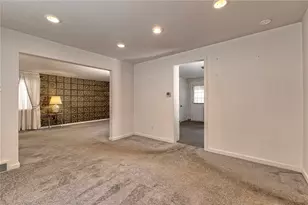 1628 Vermont Ave, White Oak, PA 15131 - Photo 12