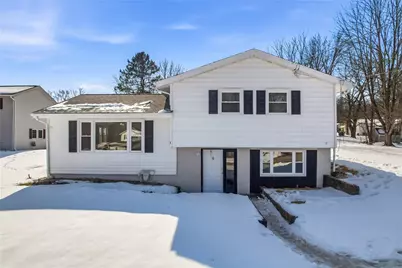 1480 George St, Hermitage, PA 16148 - Photo 1