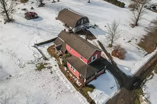 195 Aspen Ln, Shenango Township, PA 16101 - Photo 4