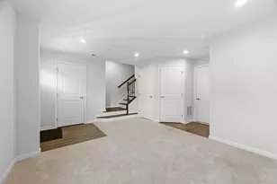 491 Nolan Cir, Cranberry Township, PA 16066 - Photo 8