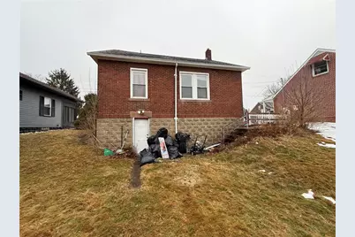 2804 E St, Liberty Boro, PA 15133 - Photo 22