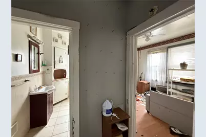 2804 E St, Liberty Boro, PA 15133 - Photo 16