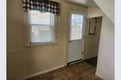 1726 Ridge Ave, Coraopolis, PA 15108 - Photo 4