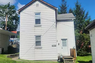1726 Ridge Ave, Coraopolis, PA 15108 - Photo 1