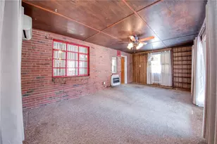 2450 Valera Ave, Pittsburgh, PA 15210 - Photo 14