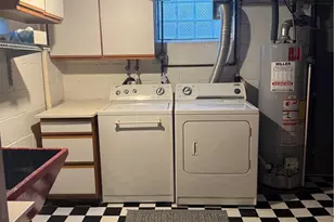 611 Overlook Dr, Pittsburgh, PA 15216 - Photo 14