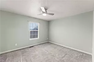 1424 Meadowbrook Dr, Canonsburg, PA 15317 - Photo 16