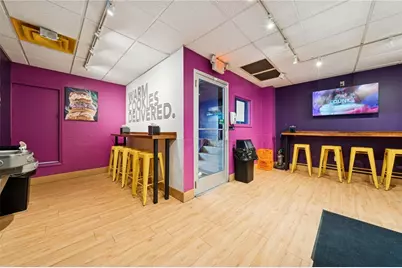 1734 E Carson St, Pittsburgh, PA 15203 - Photo 4