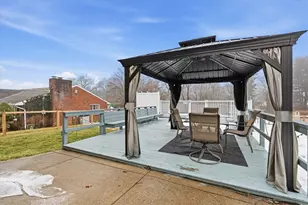 2104 Forge Dr, Hopewell Township, PA 15001 - Photo 8