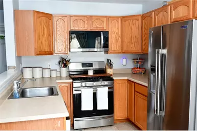 106 Meadowview Drive, Connoquenessing Township, PA 16053 - Photo 8