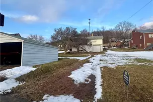 380 Monroe Ave, Leechburg Boro, PA 15656 - Photo 10