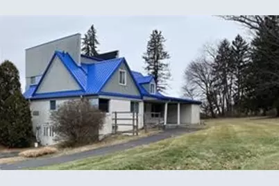 1720 Valley View Rd, Hermitage, PA 16148 - Photo 2