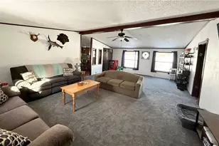 105 Reed Ln, Summit Township, PA 16002 - Photo 10