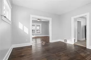 232 E Meyer Ave, New Castle, PA 16105 - Photo 8