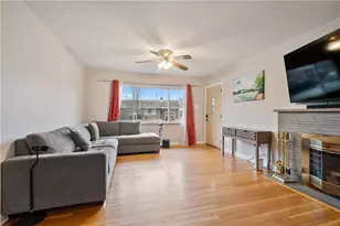 155 Bradley Ln, Sewickley, PA 15143 - Photo 4