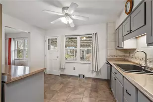 155 Bradley Ln, Sewickley, PA 15143 - Photo 10