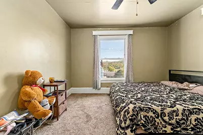 975 Thompson Ave, Donora, PA 15033 - Photo 16