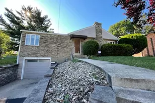 1055 Greentree Rd, Green Tree, PA 15220 - Photo 1