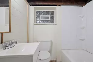 2123 Lloyd Ave, Pittsburgh, PA 15218 - Photo 16