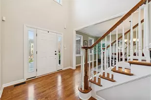 302 Pinyon Dr, Pine Township, PA 15044 - Photo 4