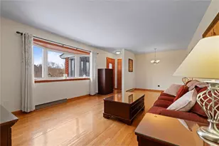 804 Redwood Dr, Cecil, PA 15057 - Photo 8