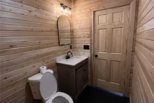 8498 E Lake Rd, Sugarcreek Township, PA 16511 - Photo 26