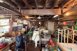 327 Lowell St, Vandergrift, PA 15690 - Photo 14