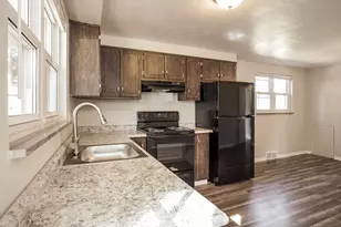 3530 Pinewood Dr, West Homestead, PA 15120 - Photo 6