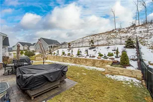 97 Skyview Dr, Canonsburg, PA 15317 - Photo 42