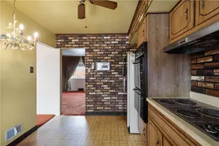 2457 N Meadowcroft Ave, Banksville/Westwood, PA 15216 - Photo 14