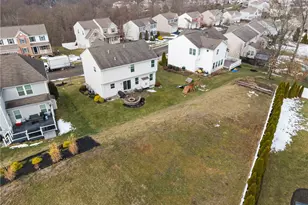 225 Foxwood Rd, Coraopolis, PA 15108 - Photo 42