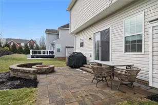 225 Foxwood Rd, Coraopolis, PA 15108 - Photo 36