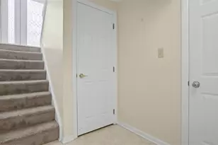 2147 Huntington Ct S, Pittsburgh, PA 15090 - Photo 26