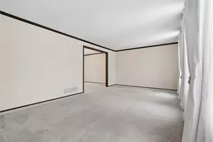 460 Bassett Dr, Bethel Park, PA 15102 - Photo 14