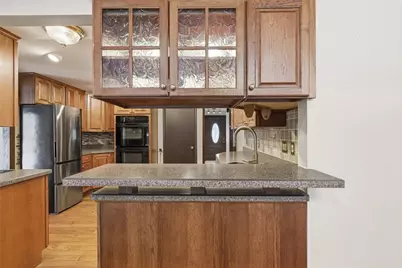 460 Bassett Drive, Bethel Park, PA 15102 - Photo 8