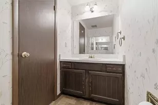 460 Bassett Dr, Bethel Park, PA 15102 - Photo 26