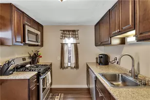 120 Ida Dr, Pittsburgh, PA 15116 - Photo 16