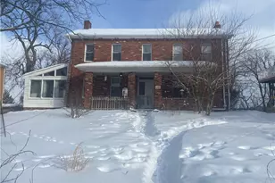 218 Sunnyland Ave, Pittsburgh, PA 15227 - Photo 1