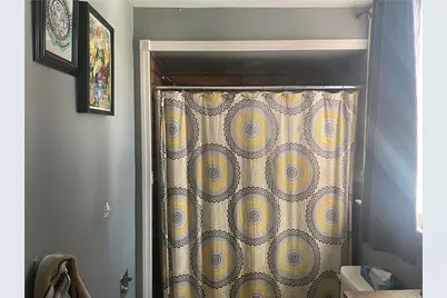 218 Sunnyland Ave, Pittsburgh, PA 15227 - Photo 4