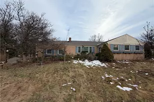 34 Lilac Dr, Shenango Township, PA 16159 - Photo 2