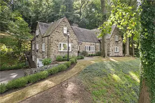 714 Irwin Dr, Edgeworth, PA 15143 - Photo 1